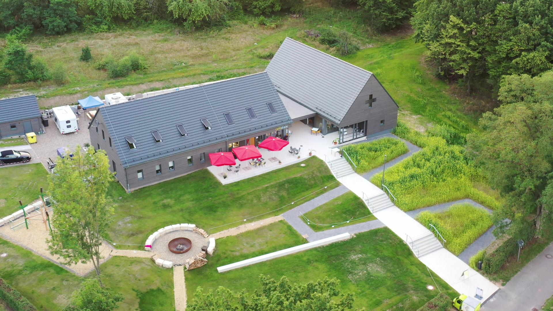 Luftbild Kirche Unterwegs auf Scheid